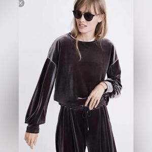 Madewell dark metal velvet balloon sleeve crewneck sweatshirt